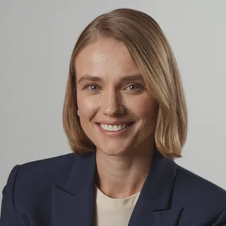 Елена Кравцова